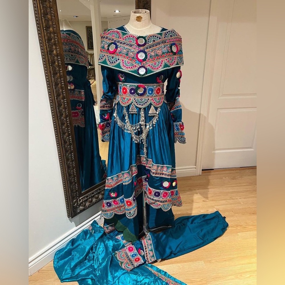 Afghan clothes